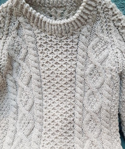 Beautiful hand knit aran cable - beautiful,