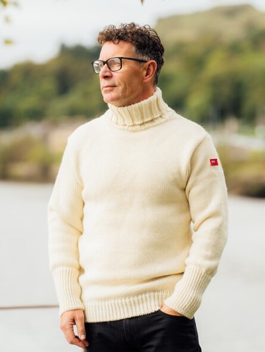 Grampian oiled wool - oiled, pullover