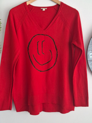 Gap red neck smiley logo - smiley,