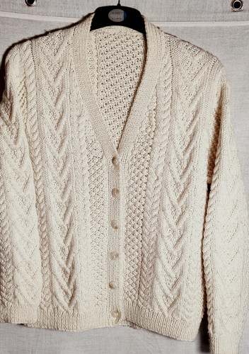 Ladies hand knit cream aran - , v
